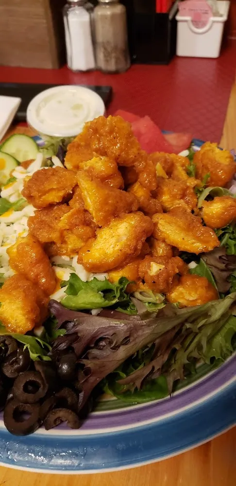 Buffalo Wing Salad