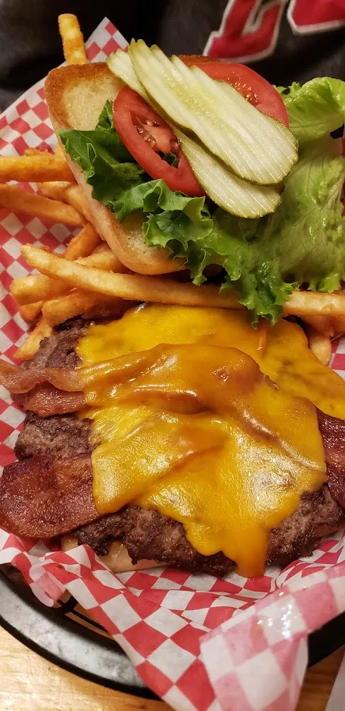 Cheeseburger with Bacon