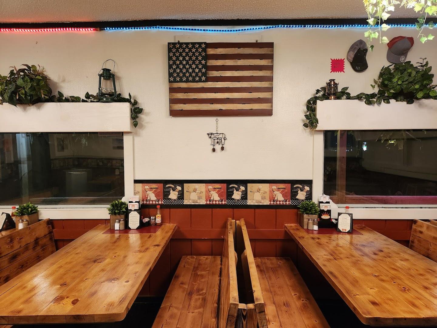 Three Legged Mule Pub & Pizza
